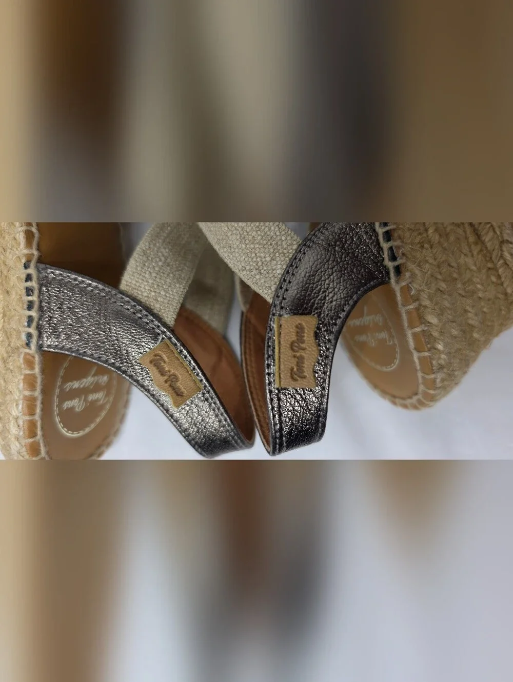 TONI PONS Origens Metallic Bronze Closed Toe Wedge Espadrilles Size 39